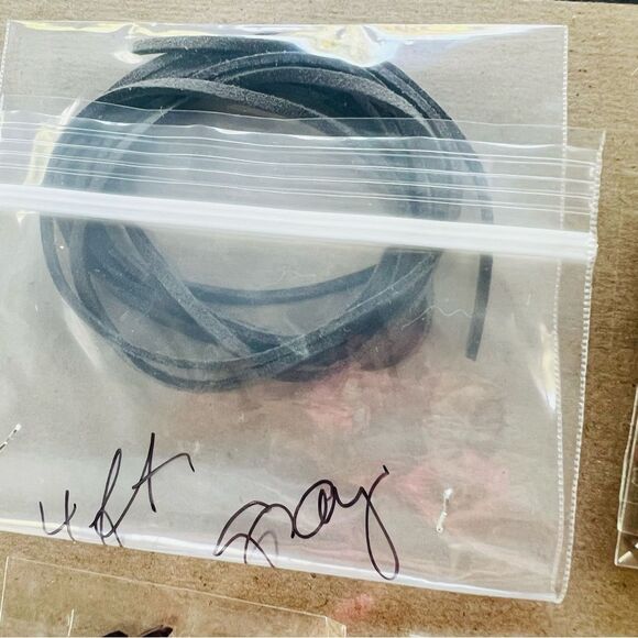 Over 10 bundles of Assorted Jewelry Making Supplies - Picture 2 of 13